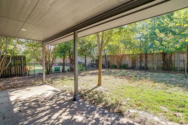 Building Photo - 1225 Crestwood Dr