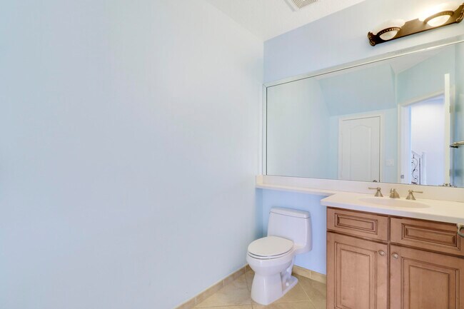 Building Photo - 4581 Artesa Way S