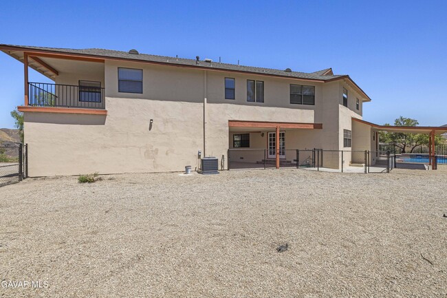 Building Photo - 13620 Pales Rd