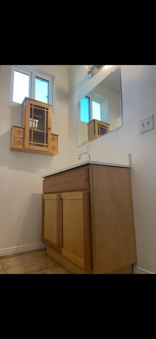 Building Photo - 1 Bed | 1 Bath | 400 Sq Ft | Studio/ADU