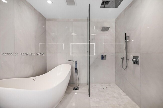 Building Photo - 330 Sunny Isles Blvd