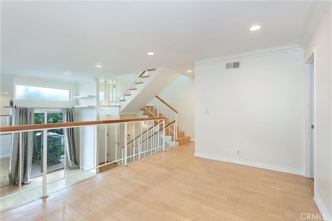 Building Photo - 5353 Corteen Pl