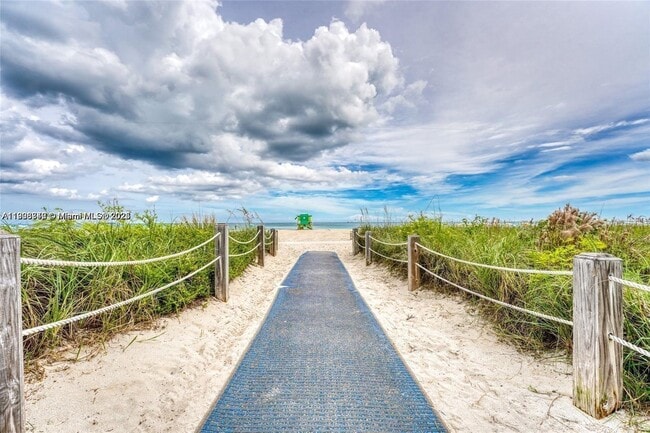 Building Photo - 780 81st St