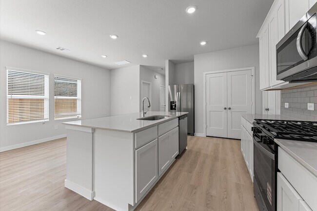 Building Photo - 259 Brazen Forest Trl