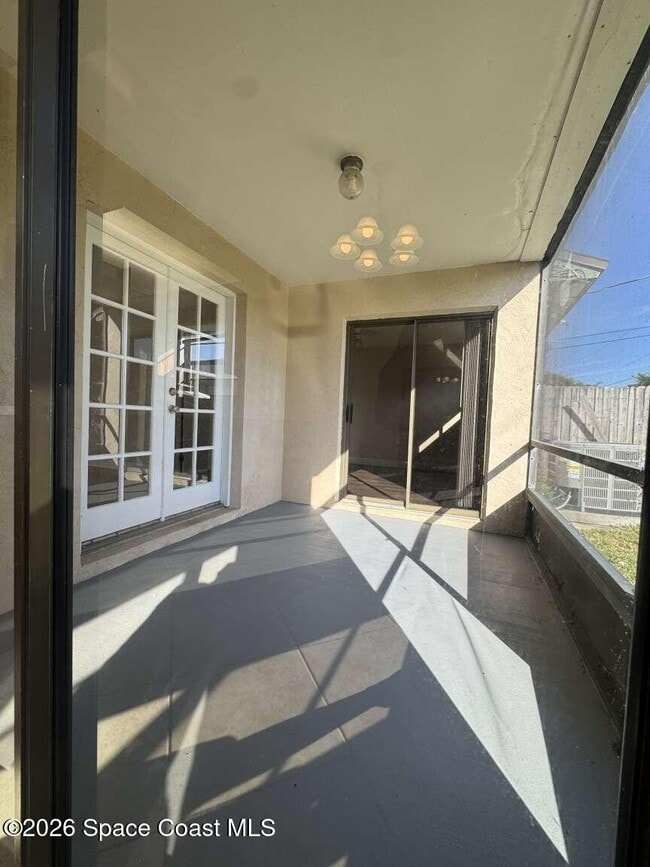 Building Photo - 897 S Patrick Dr