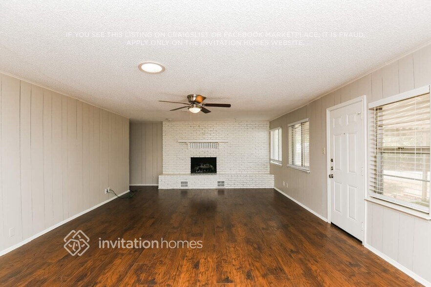 Building Photo - 202 Case St