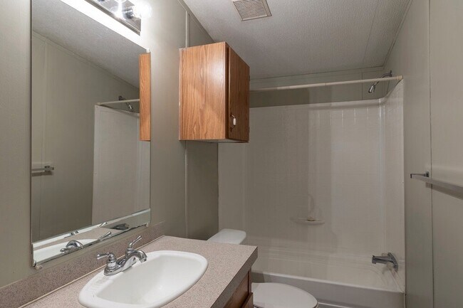 Building Photo - 18618 N Sugar Maple Cir