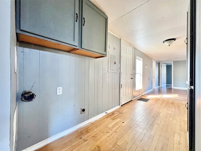 Building Photo - 1508 Darden Dr