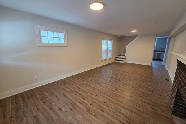 Building Photo - 1257 N 6th St