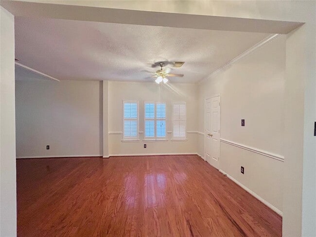 Building Photo - 2519 Silver Meadow Dr