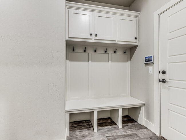 Building Photo - 14517 Chambord Dr