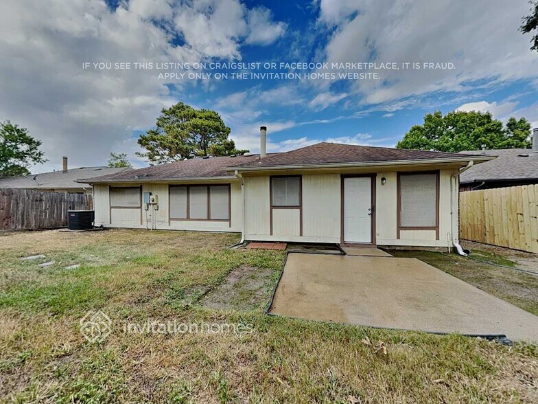 Building Photo - 19315 Bristlestar Dr