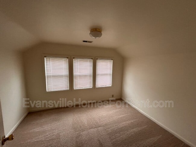Building Photo - 4500 Middle Mt Vernon Rd