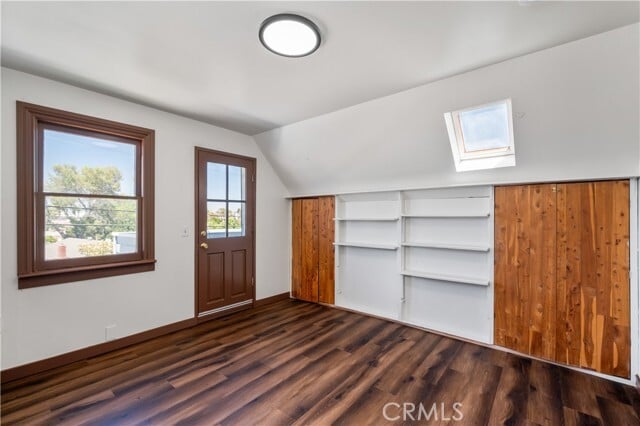 Building Photo - 881 W Upland Ave