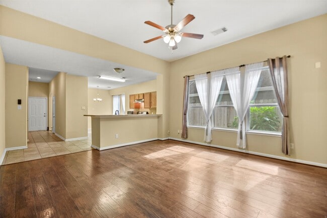 Building Photo - 12806 Pecan Shores Dr