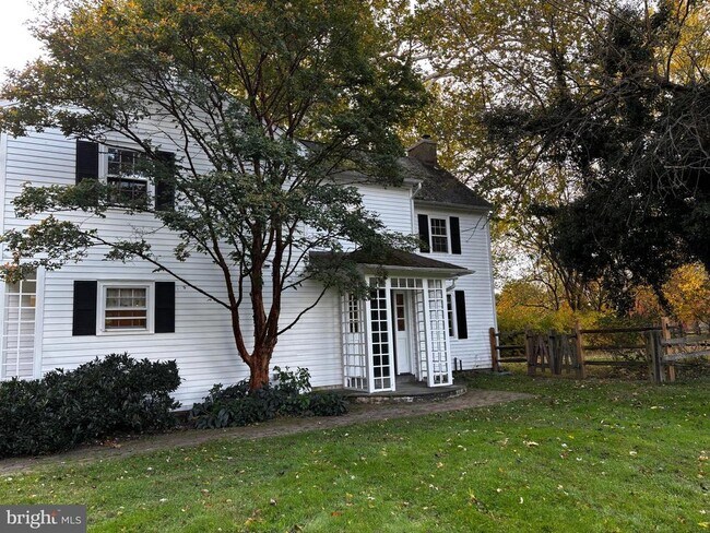 Building Photo - 410 Wharf Rd