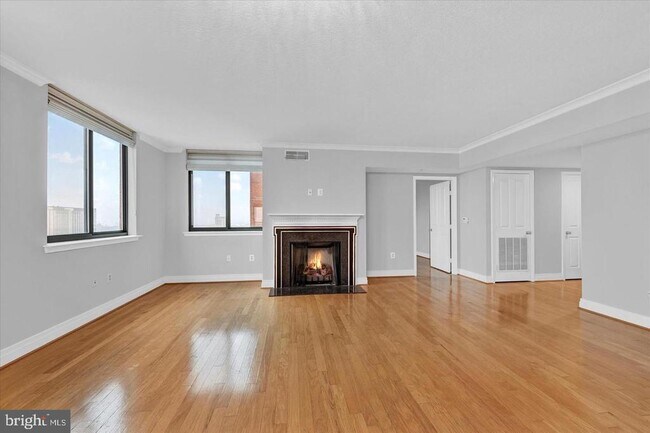 Building Photo - 414 Water St