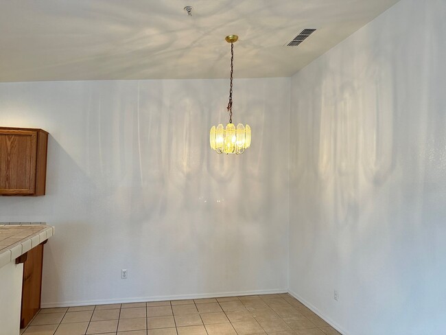 Building Photo - 2765 Albatross Ln