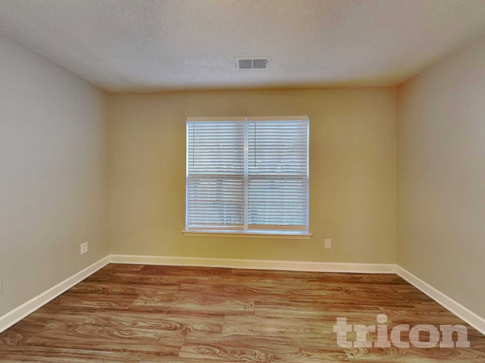 Building Photo - 2668 Captains Watch Rd NE