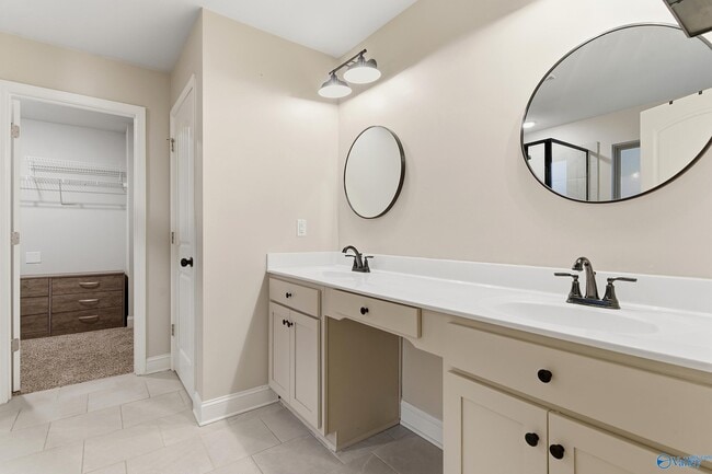 Building Photo - 104 Settlesbridge Ct