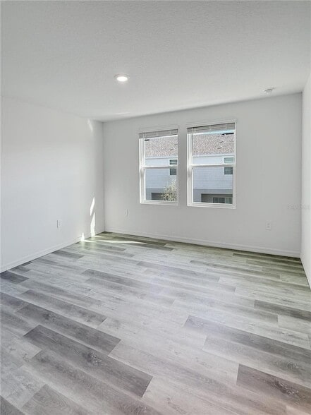 Building Photo - 3554 Mayfair St