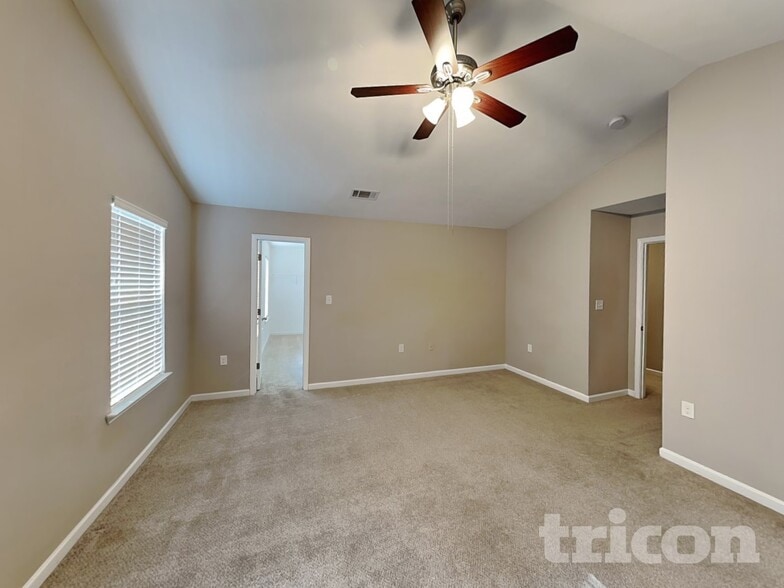 Building Photo - 3707 Alexander Forest Dr