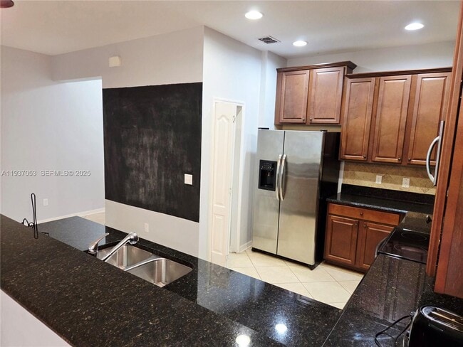 Building Photo - 9181 Shepton St