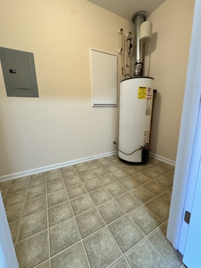 Building Photo - 1109 Turtle Creek Rd