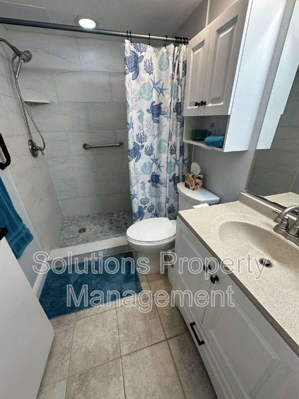 Building Photo - 100 Canebreakers Dr