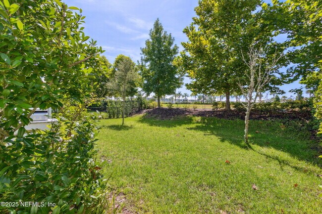 Building Photo - 84 Waterline Dr