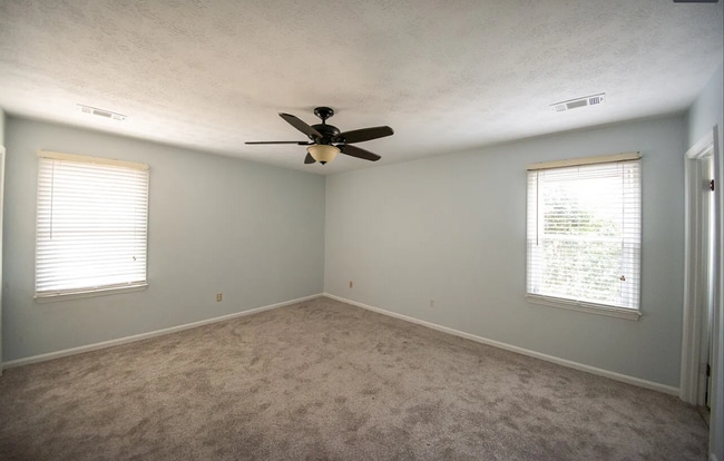 Building Photo - 3322 Shirehill Ln