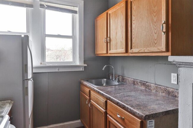 Building Photo - 3809 Keokuk St