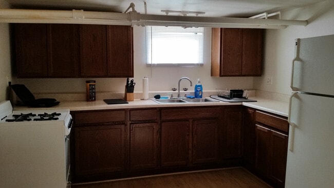 Building Photo - Coming soon! 1 bedroom apartment in EASTPORT!