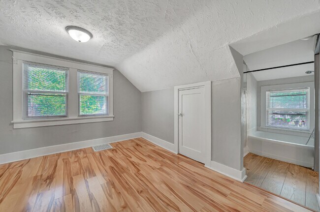 Building Photo - 2312 N 53rd St
