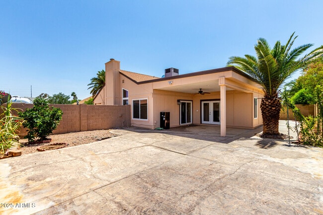 Building Photo - 3608 W Morelos St