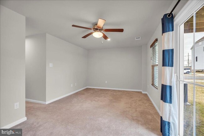 Building Photo - 2 Kohlmyer Dr