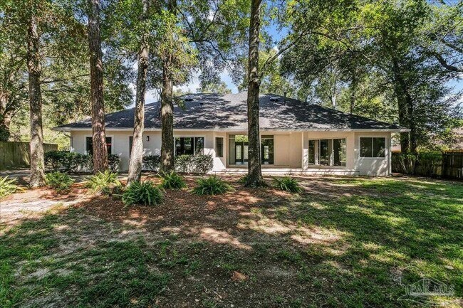 Building Photo - 6063 Forest Green Rd