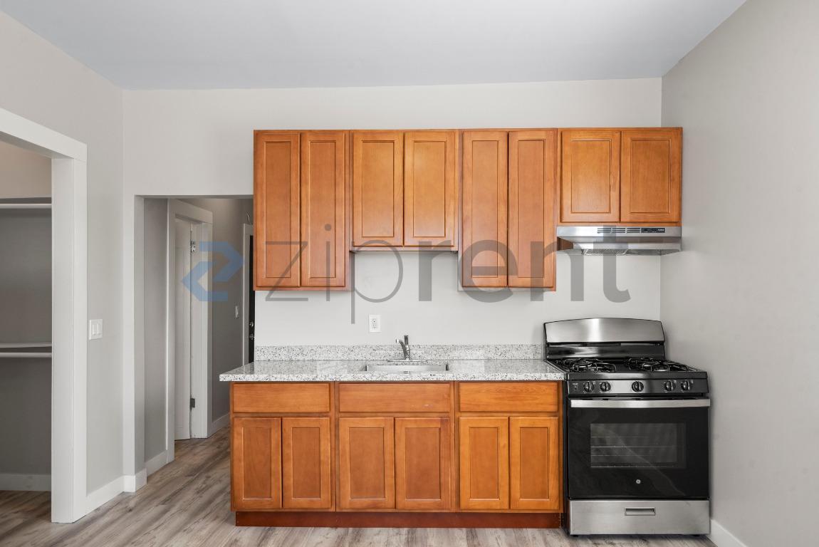 Building Photo - 680 14th St