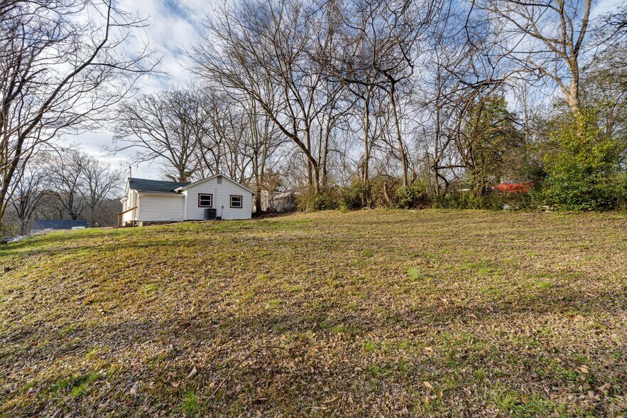 Building Photo - 934 Hulana St