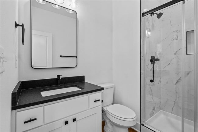 Building Photo - 913 S Wichita Ave