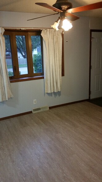 Building Photo - 3506 W Central Park Ave