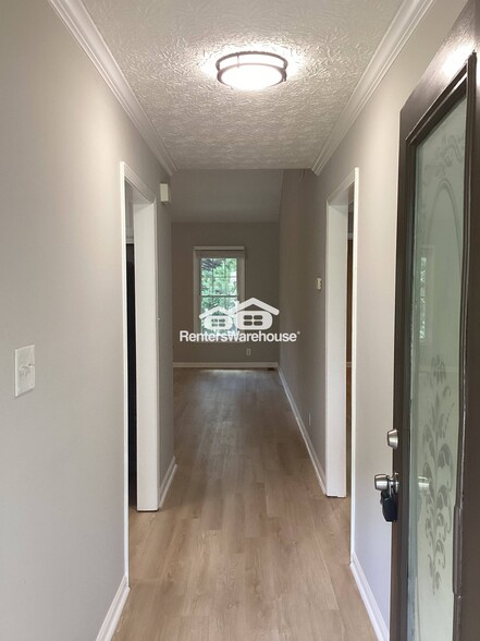 Building Photo - 960 Garner Spring Ln