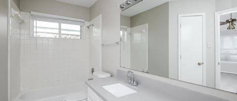 Building Photo - 4844 Thistledown Dr