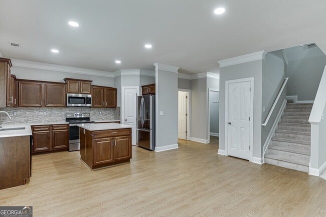 Building Photo - 5252 Catrina Way