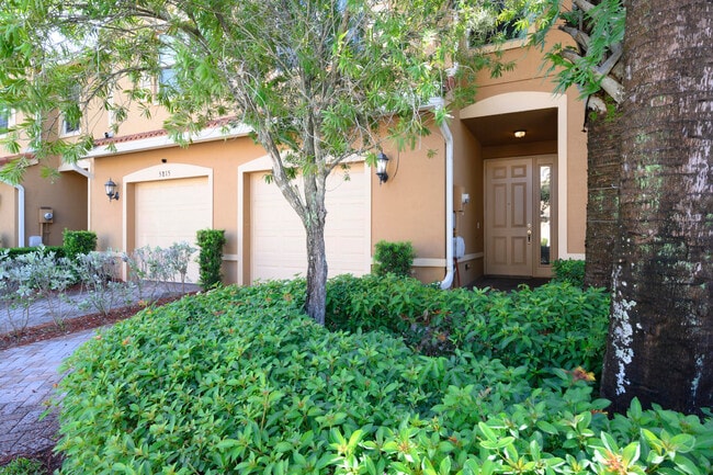 Building Photo - 5813 Monterra Club Dr