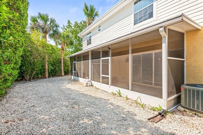Building Photo - 2979 Estancia Pl