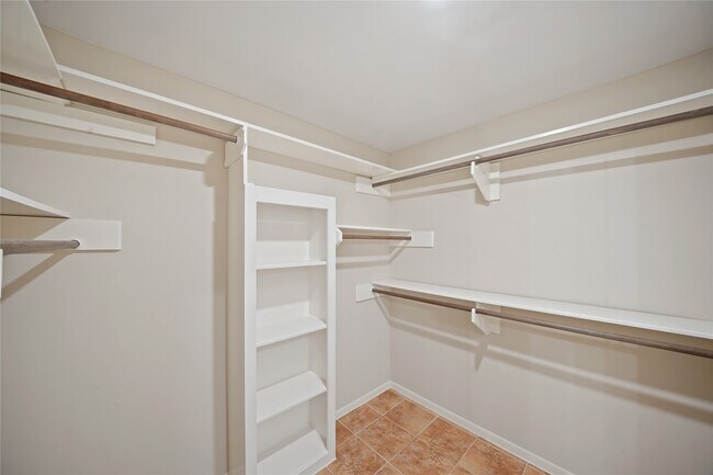 Building Photo - 11804 Westmere Dr