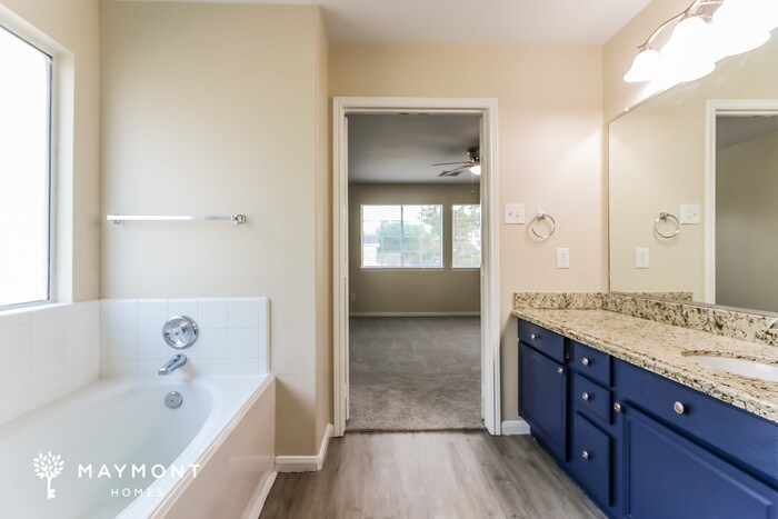 Building Photo - 503 Northvalley Dr