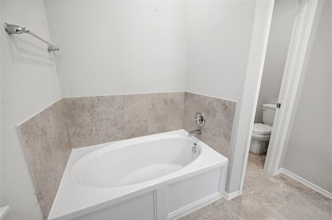 Building Photo - 2415 Honeyberry Shrub Dr