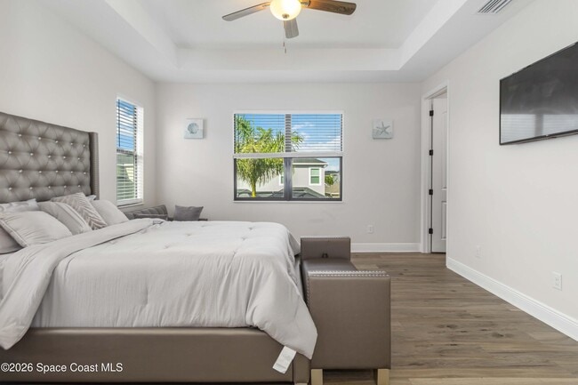 Building Photo - 8212 Paragrass Ave